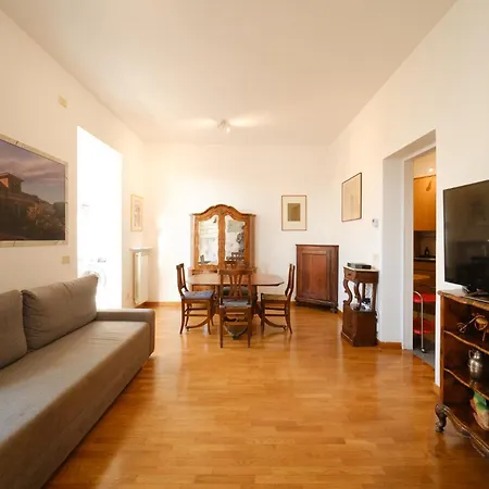 Gian's Trevi Buddyrent Apartamento Roma