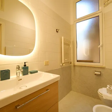 Gian's Trevi Buddyrent *